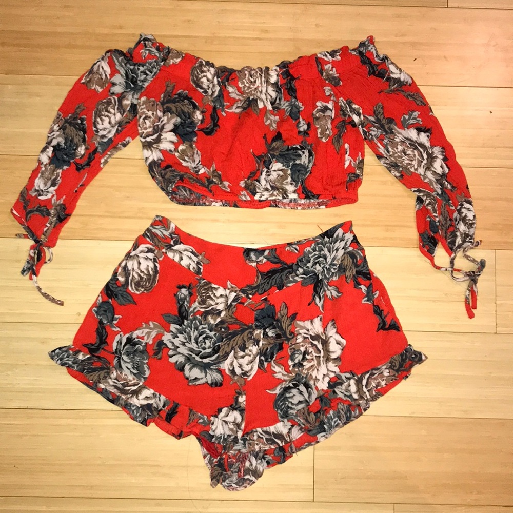 Tropical Print Short and Off the Shoulder Top Set